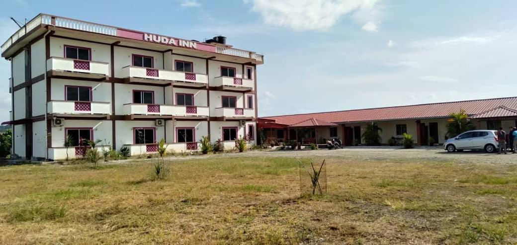 Huda Inn Pantai Cenang  Dış mekan fotoğraf